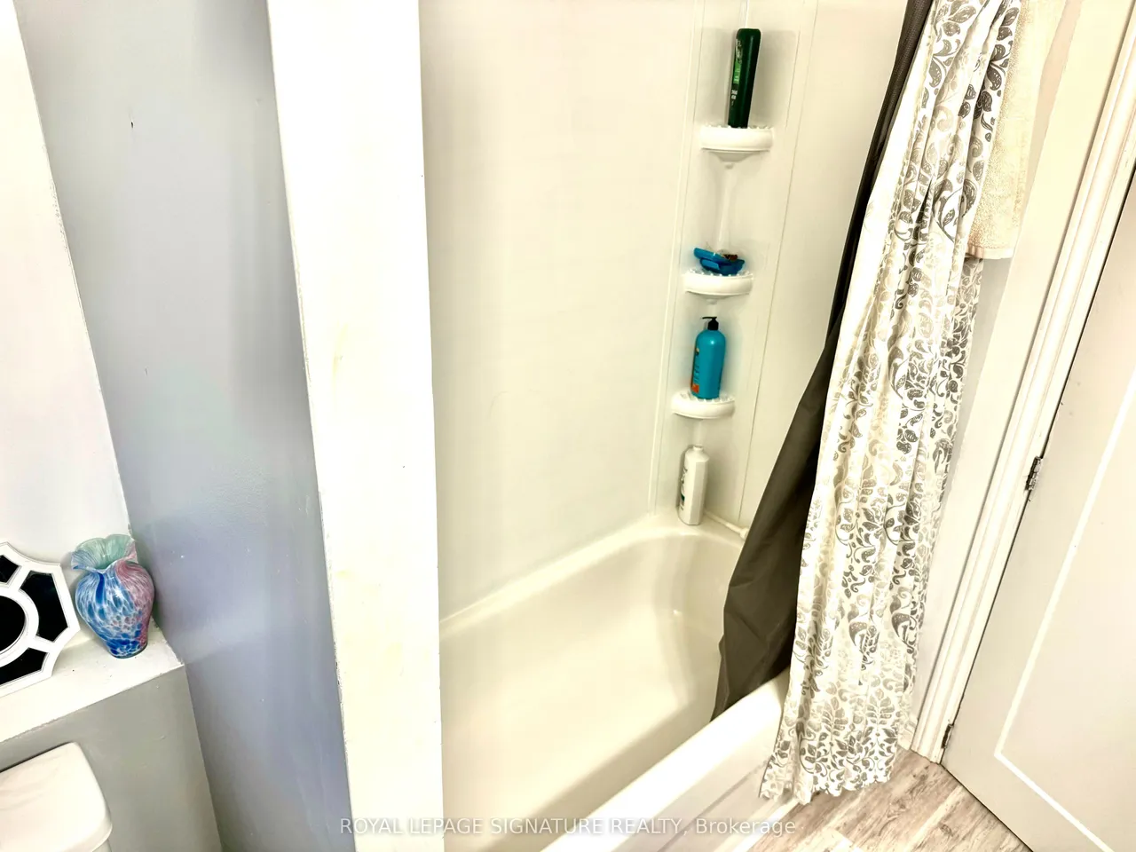 395 Pine Avenue — photo 16