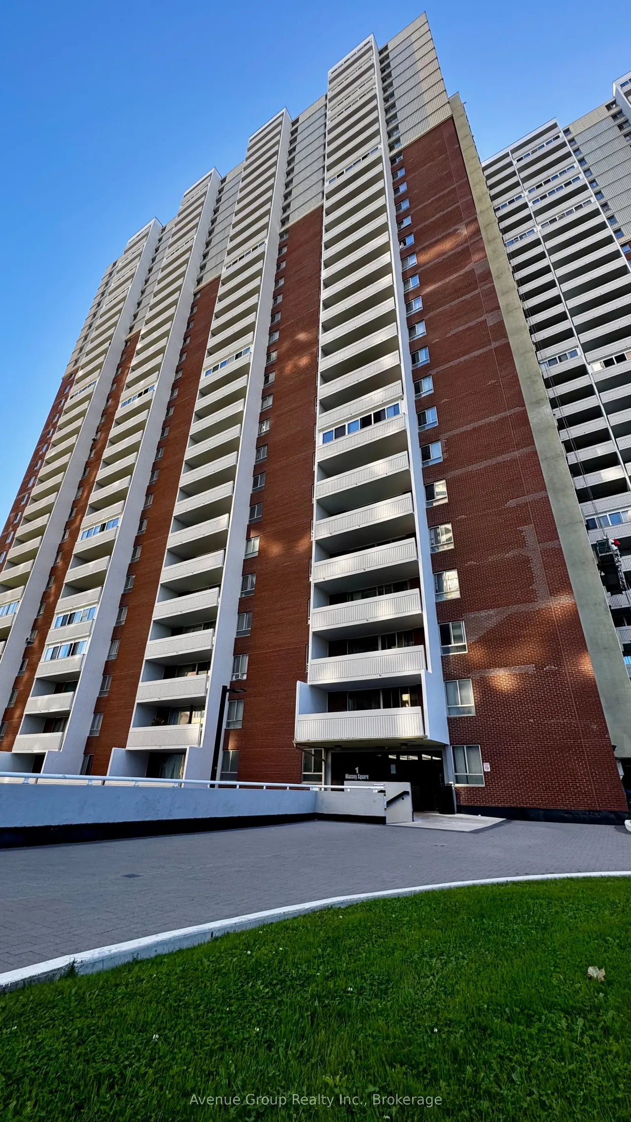 1 Massey Square, Unit 307