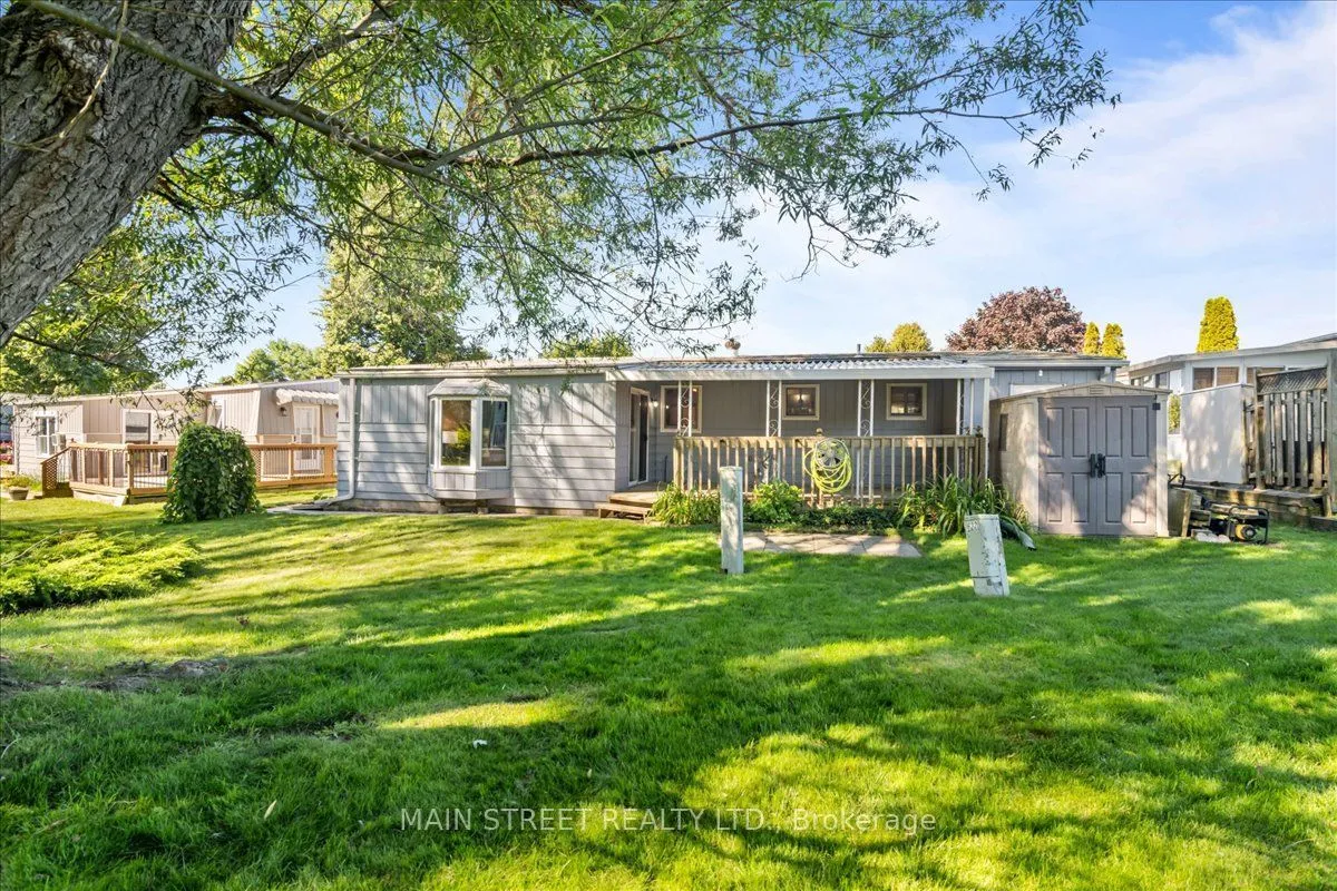 2 Pineridge Crescent — photo 34