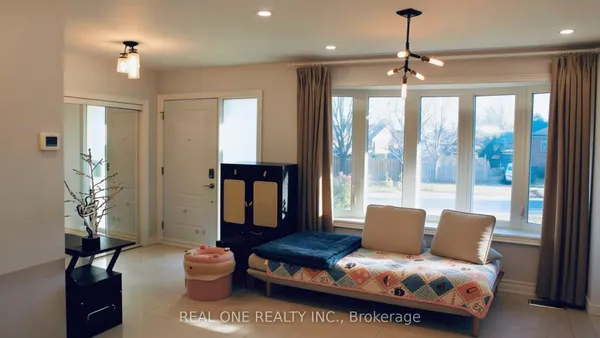 69 Stanwell Drive — photo 2
