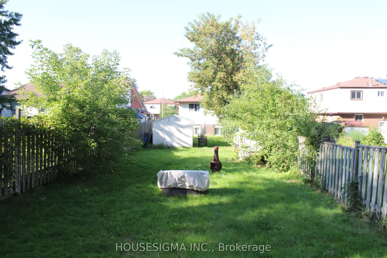 430 Harcourt Drive — photo 29
