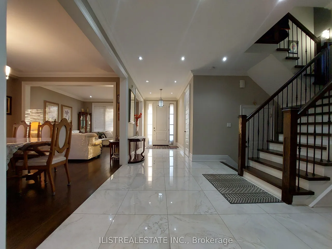 59 Princemere Crescent — photo 2