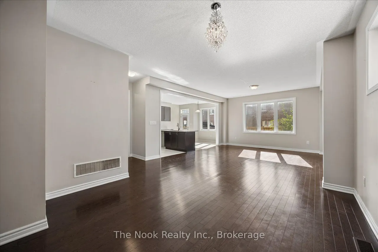 60 Westfield Drive — photo 3