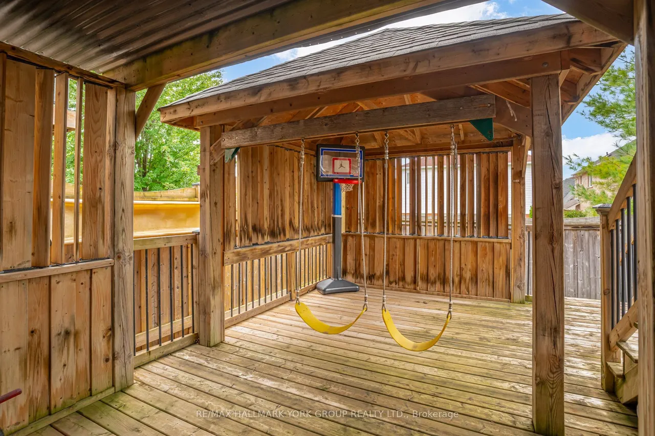 1796 Shelburne Street — photo 34