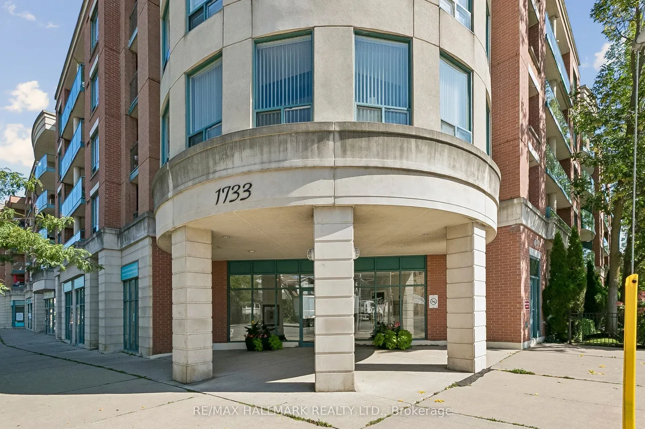 1733 Queen Street E — photo 19