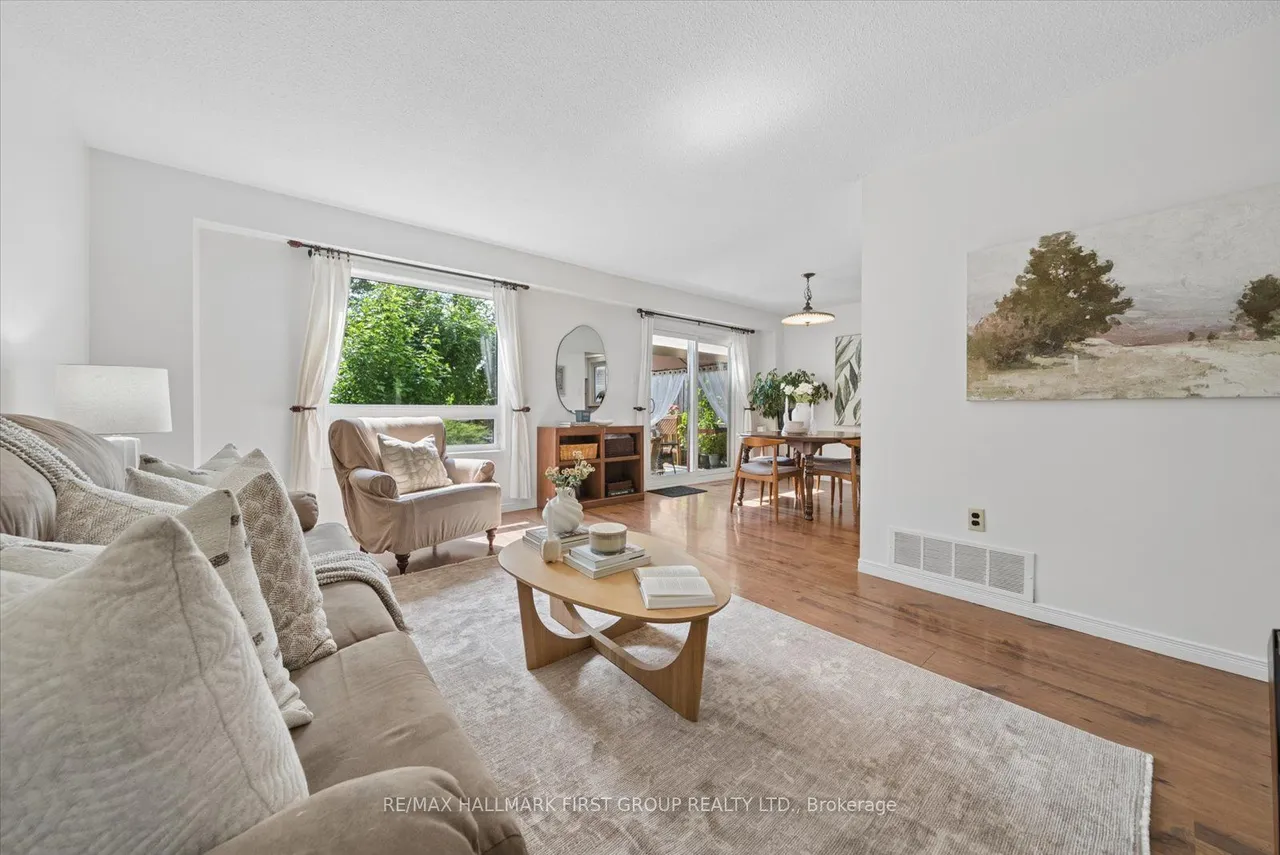 648 Creekview Circle — photo 2