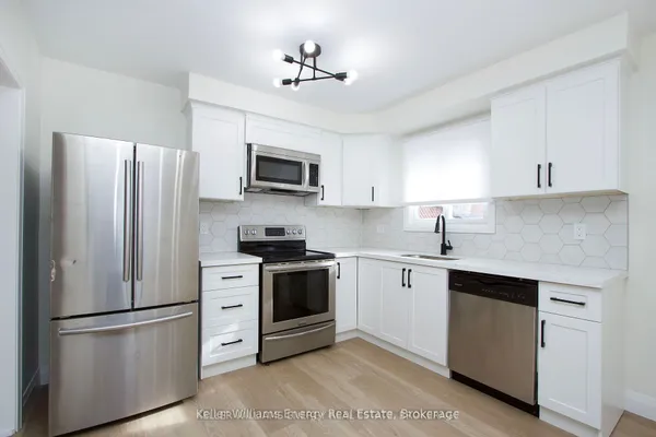 251 Poplar Street — photo 2