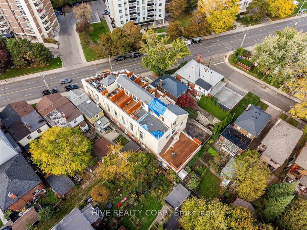 957 Broadview Avenue, Unit D — photo 36