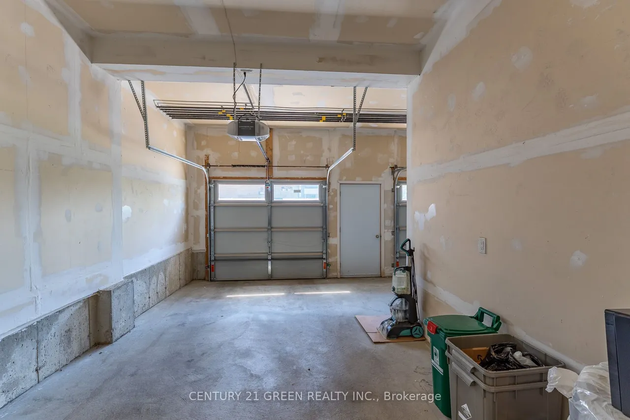 1525 Kingston Road, Unit 406 — photo 41