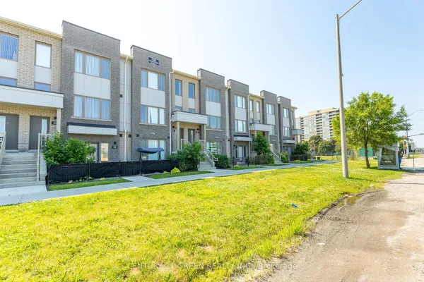 1525 Kingston Road, Unit 406 — photo 2
