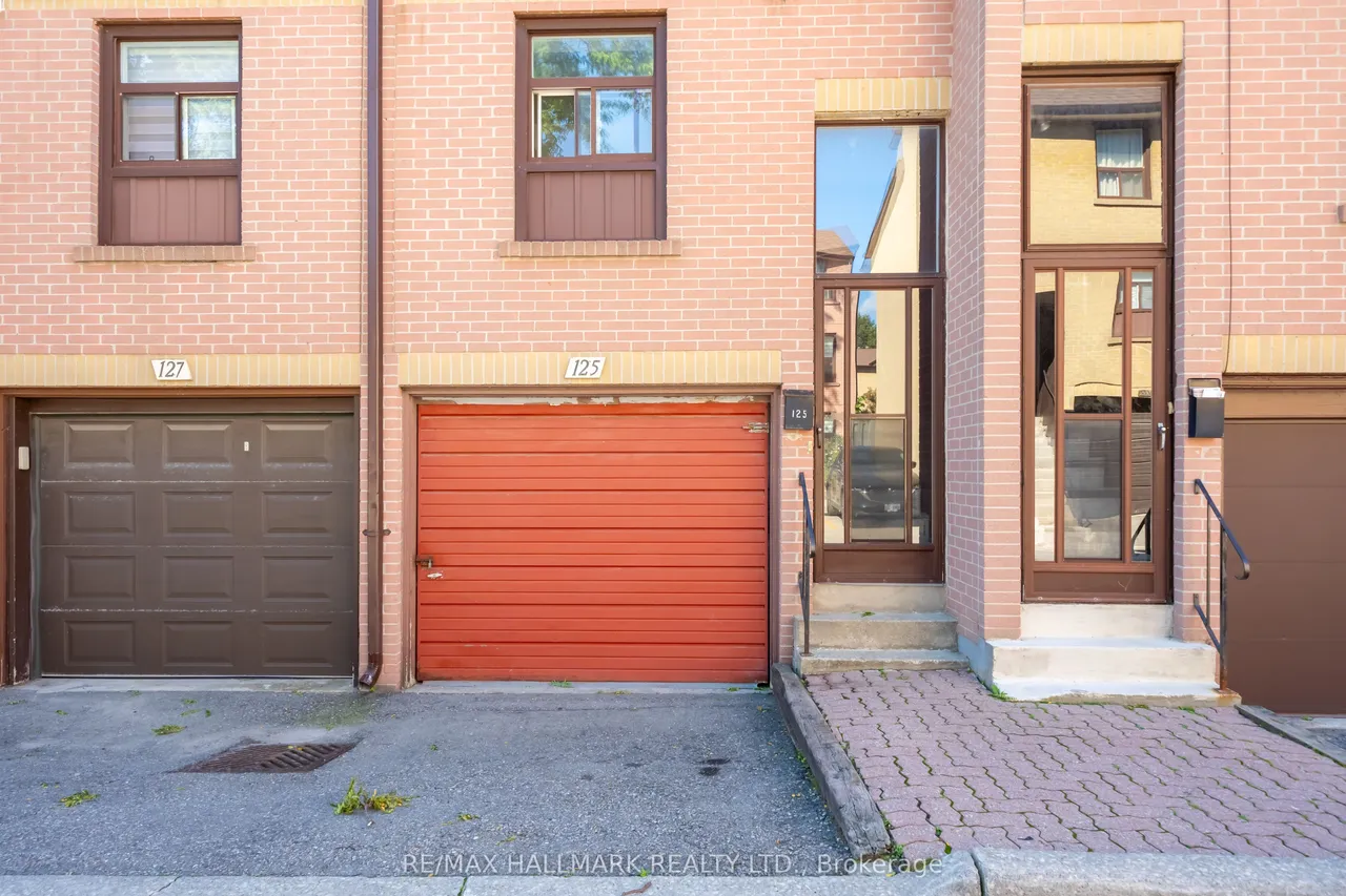 275 Broadview Avenue