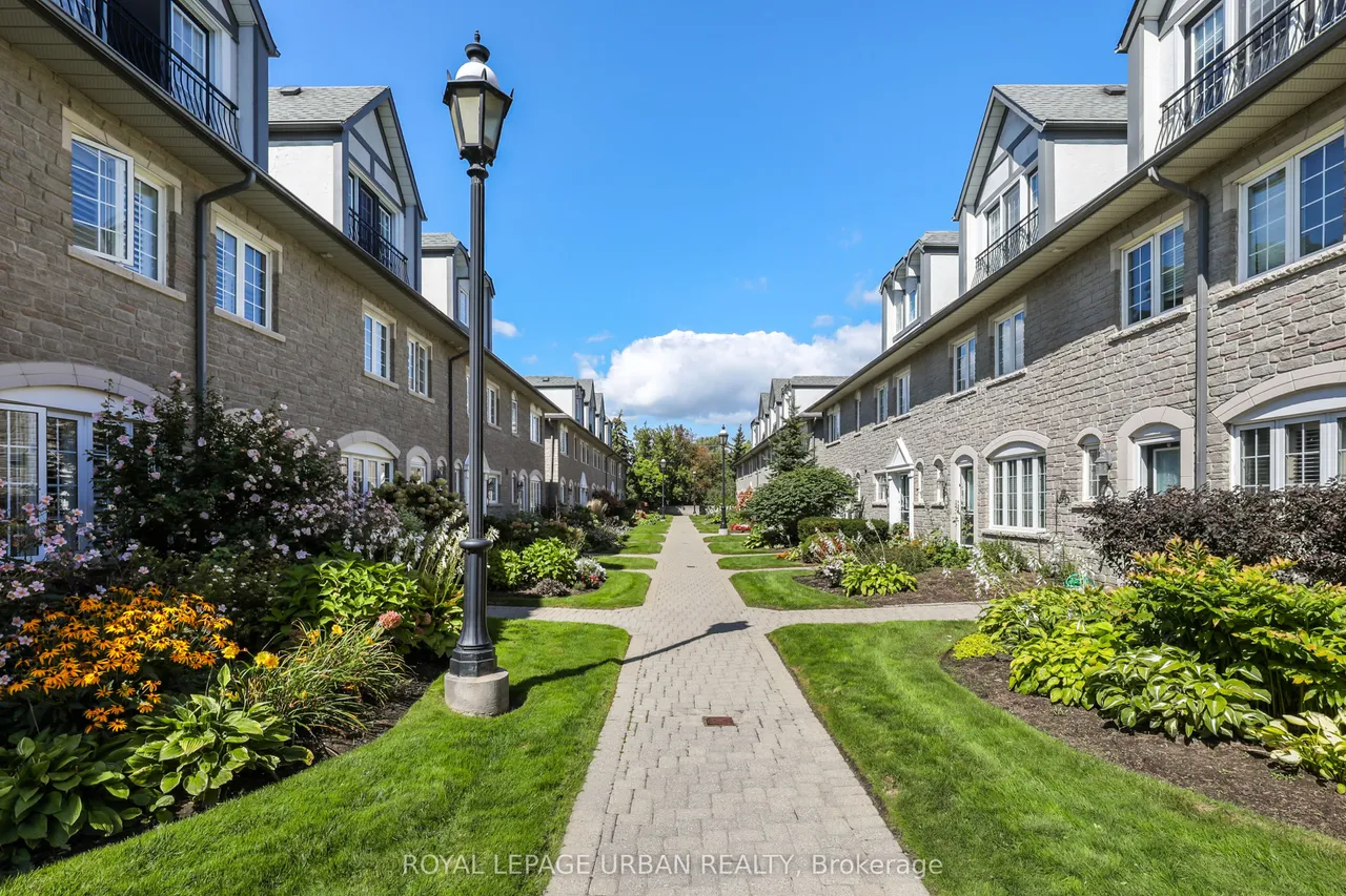 1995 Royal Road, Unit 157