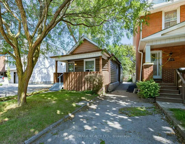 201 Linsmore Crescent — photo 2