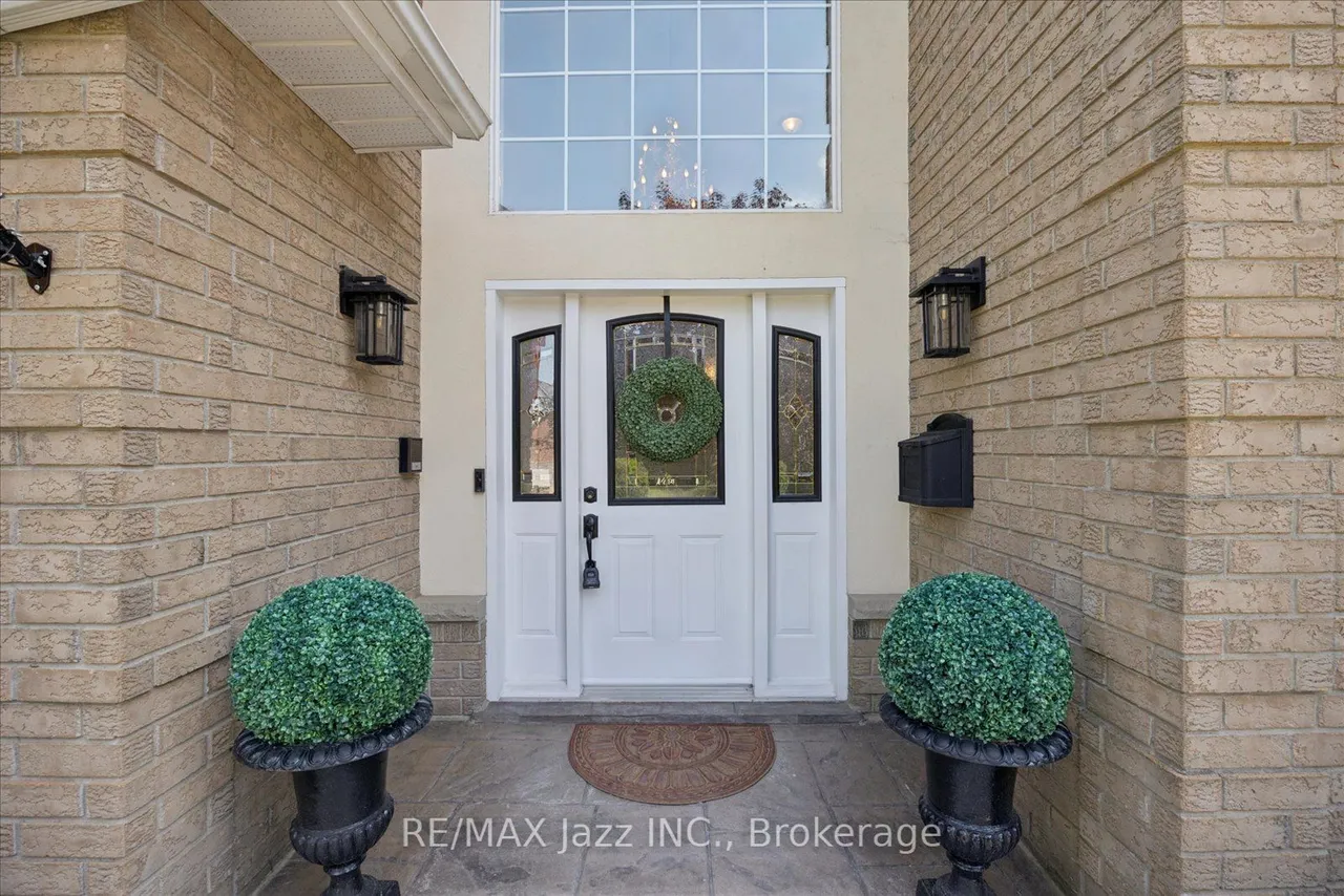 140 Taylorwood Court — photo 2