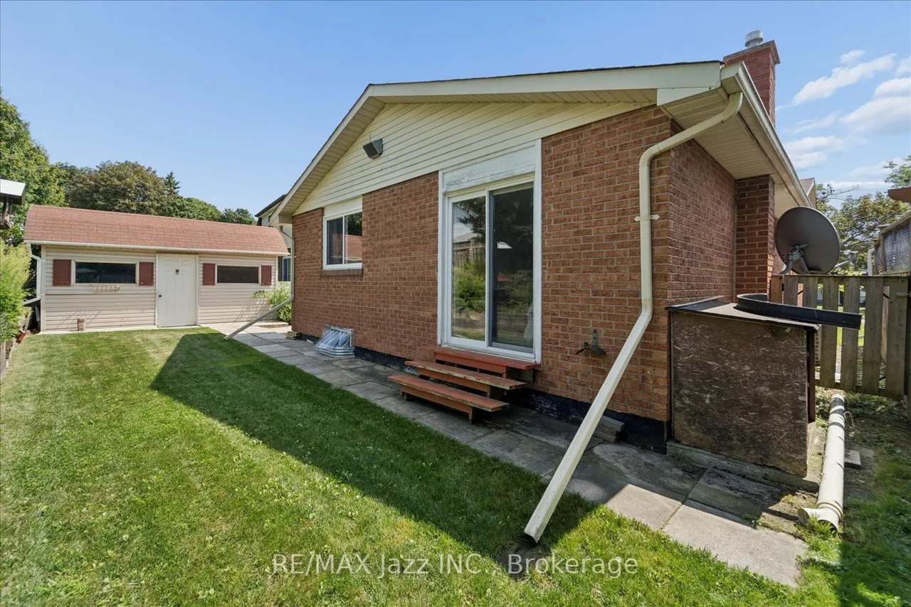241 Viewmount Street — photo 47