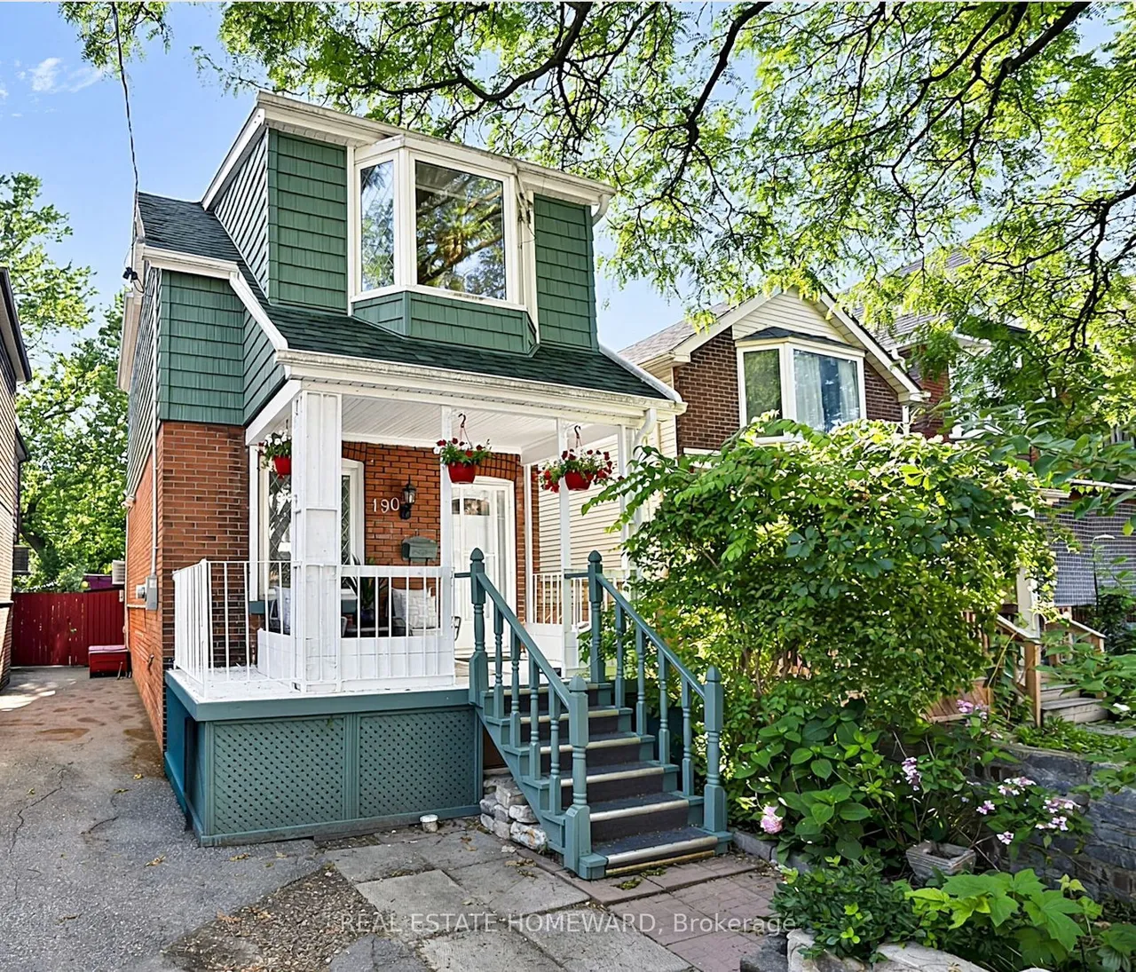 190 Rhodes Avenue — photo 37