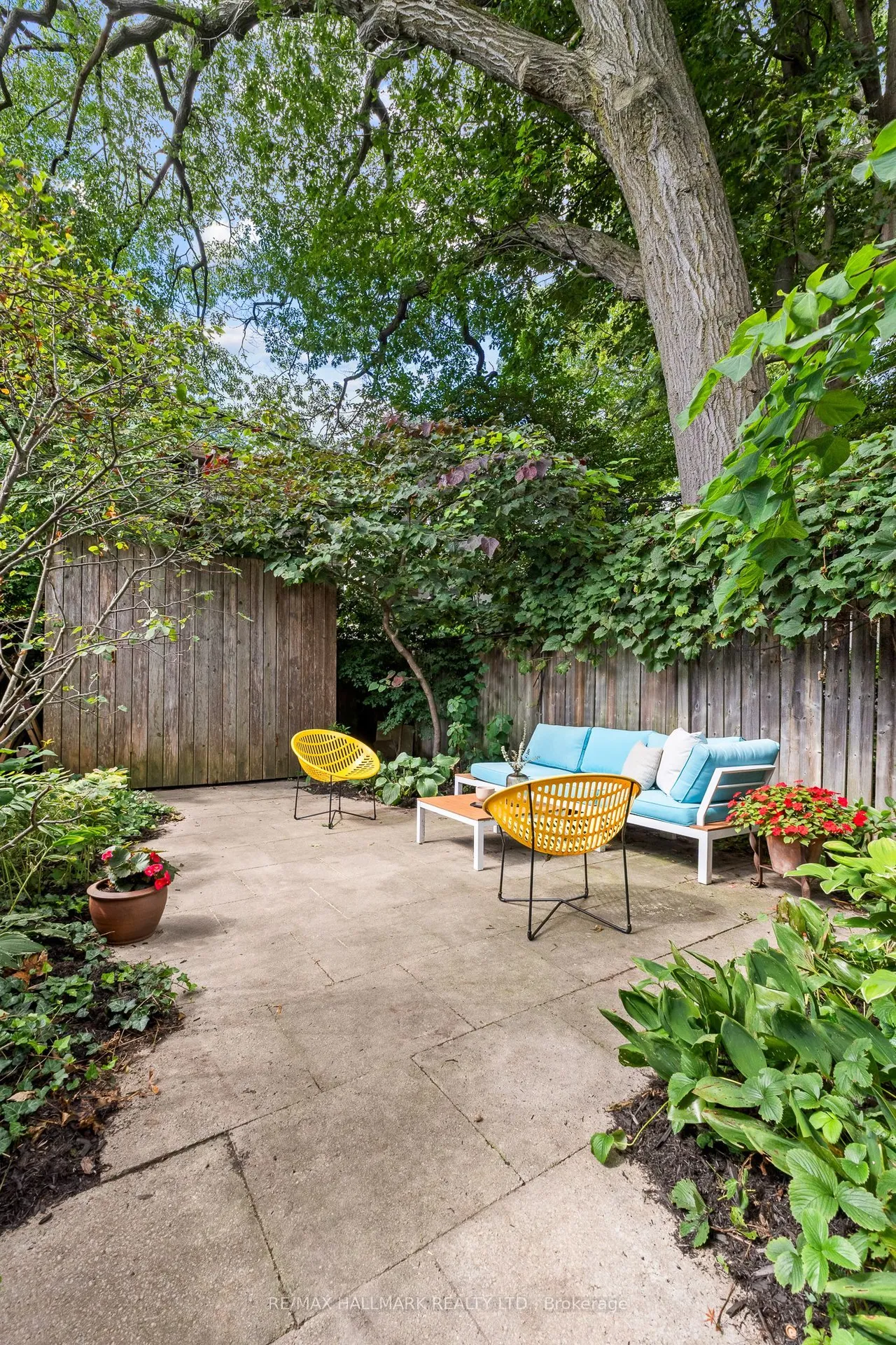 40 Fernwood Park Avenue — photo 42