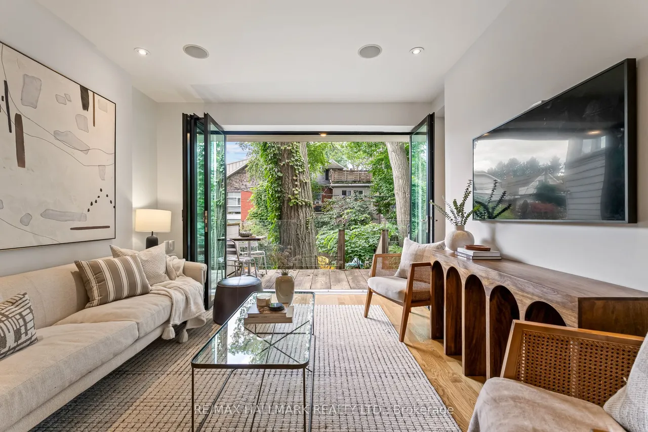 40 Fernwood Park Avenue — photo 2