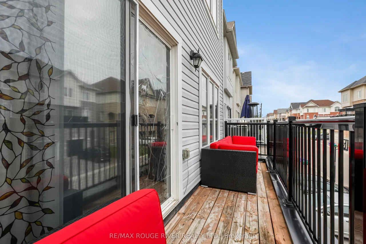 17 Devineridge Avenue — photo 34