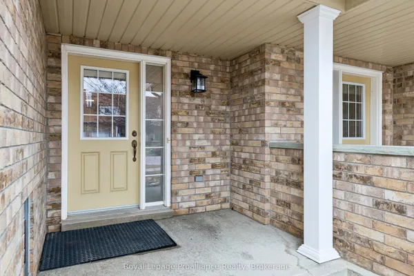 1119 Ormond Drive — photo 2