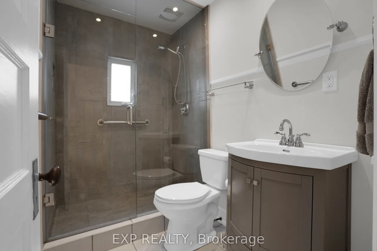 530 Victoria Park Avenue — photo 16