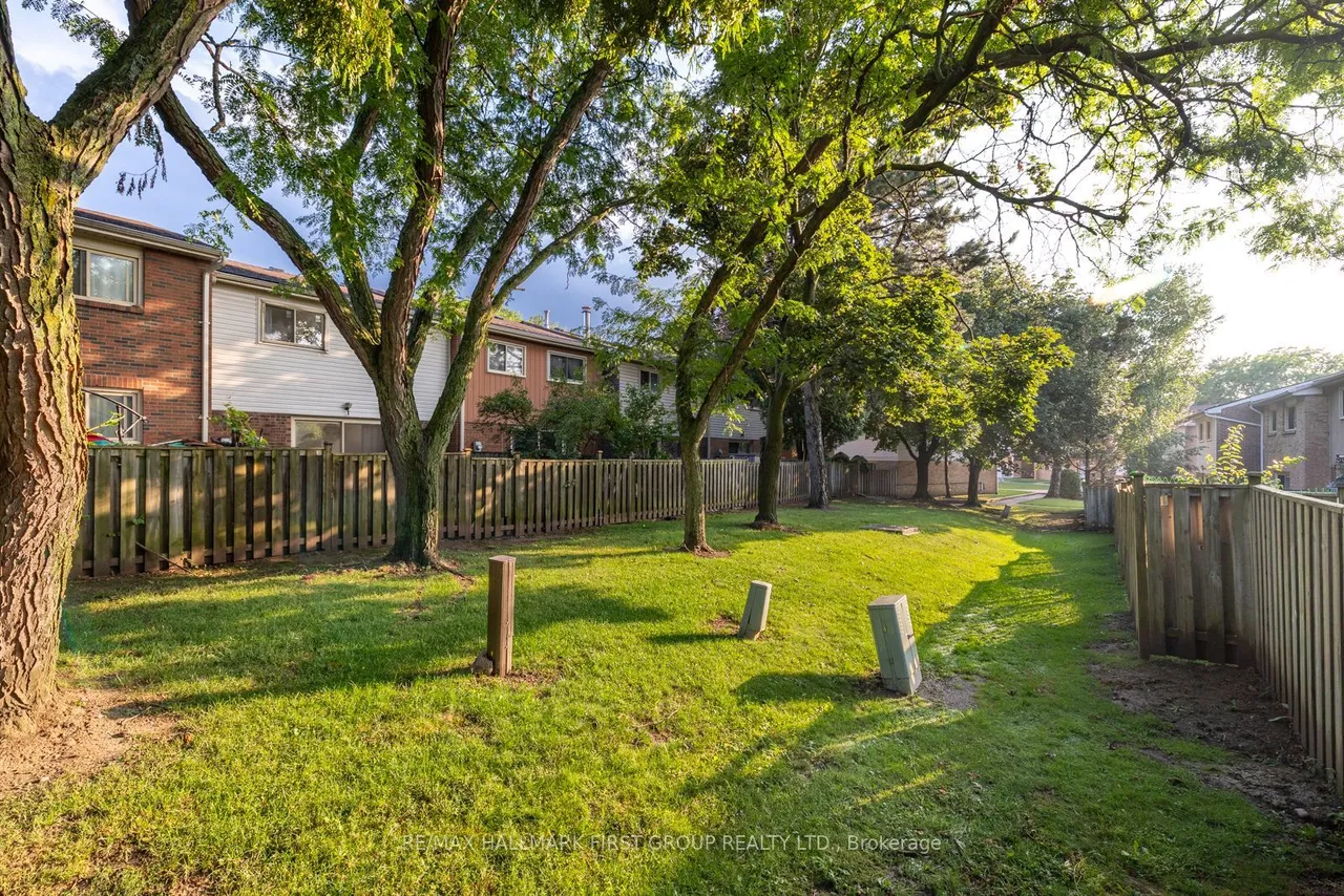 270 Timberbank Boulevard — photo 26