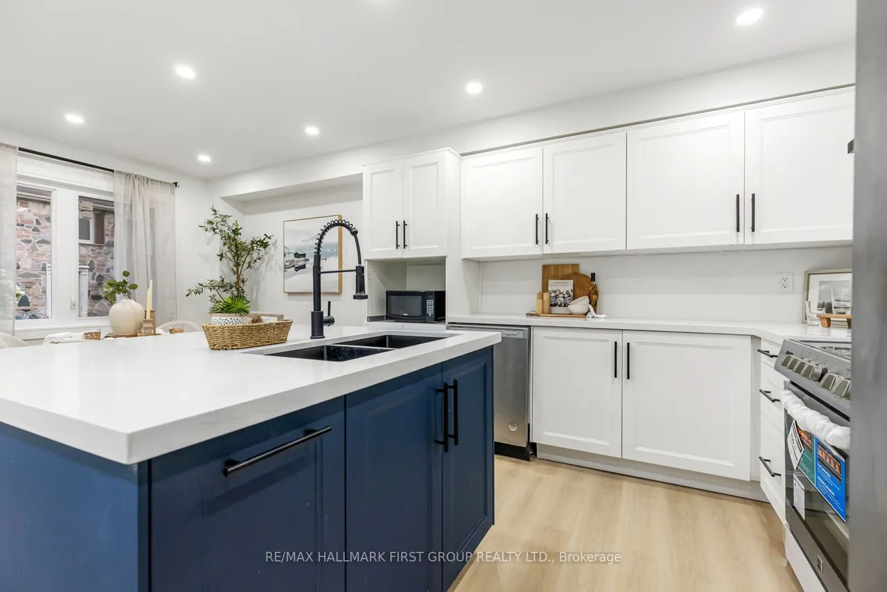 270 Timberbank Boulevard — photo 3