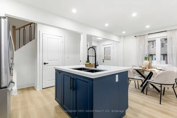 270 Timberbank Boulevard — photo 2