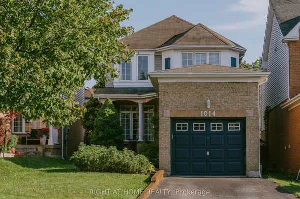 1014 Summitview Crescent