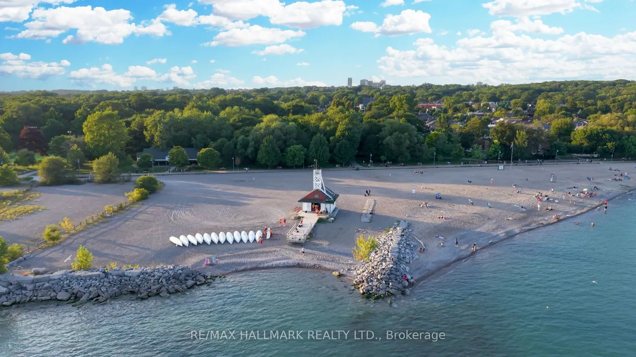 25 Scarboro Beach Boulevard — photo 33