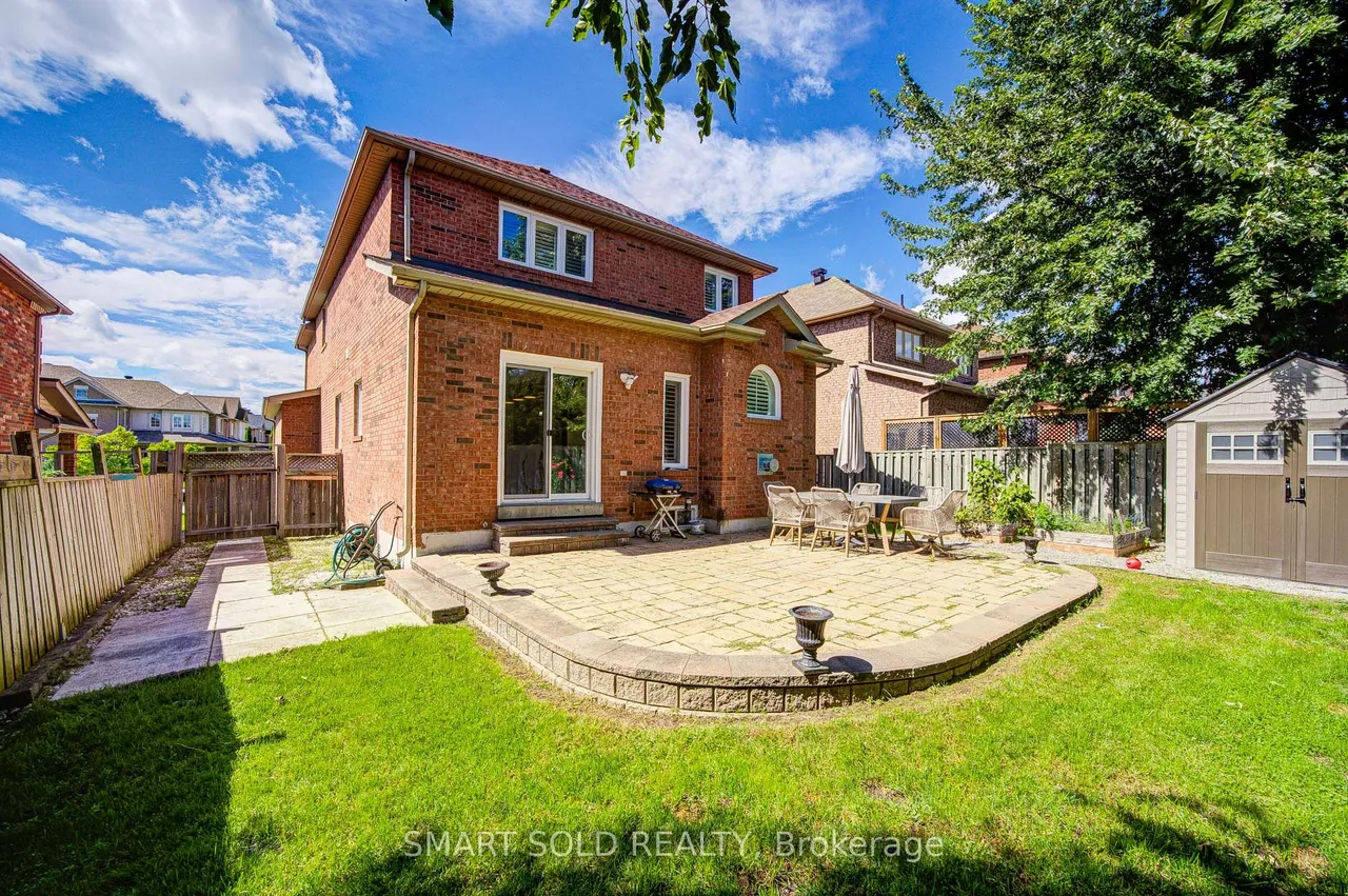 157 Waller Street — photo 43