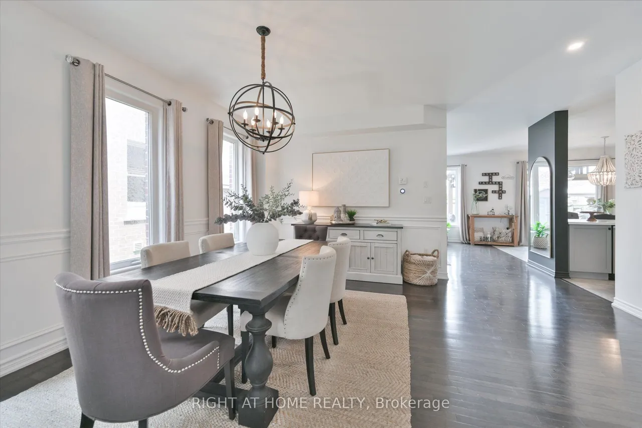 1259 Aldsworth Crescent — photo 3