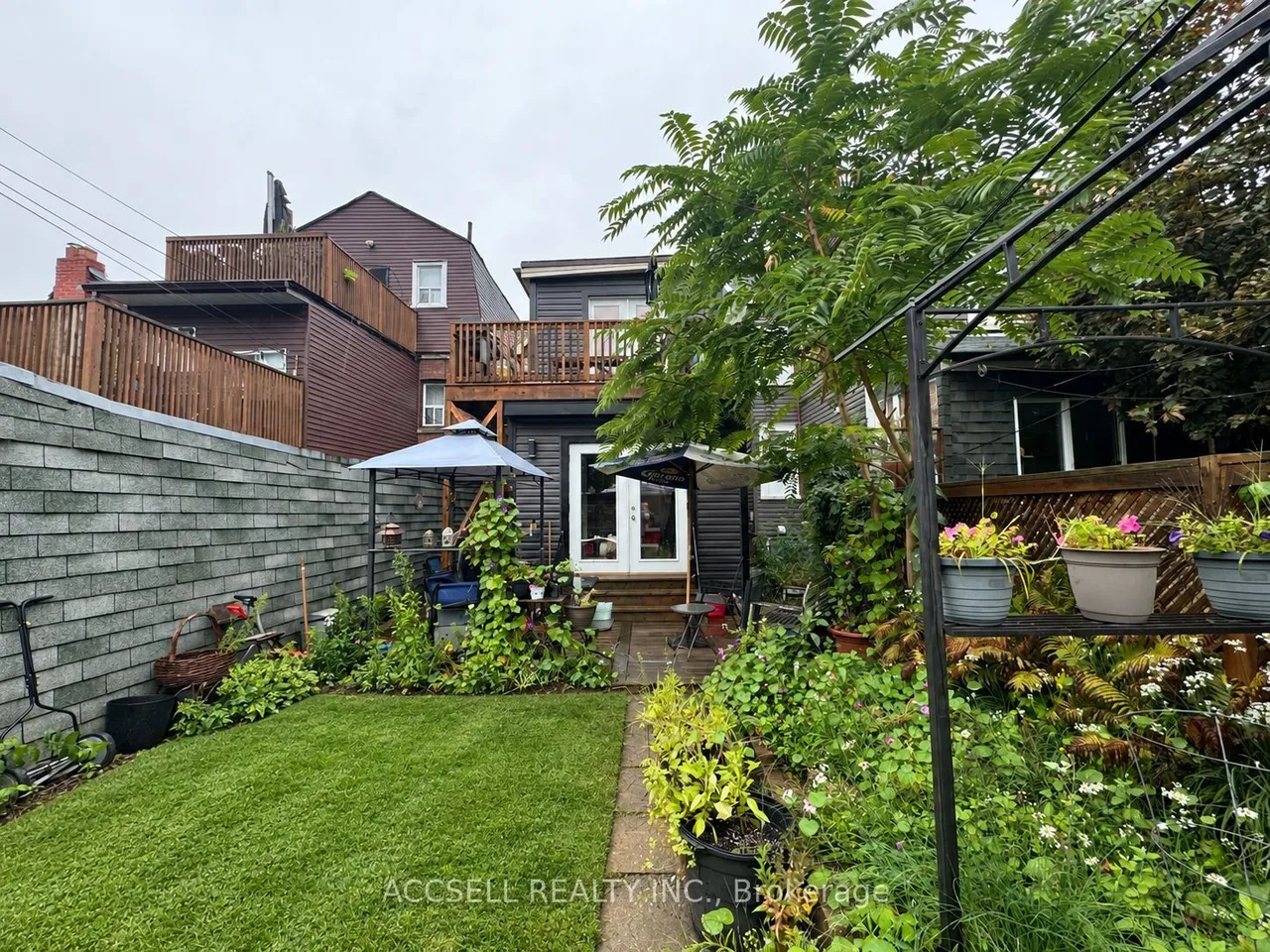 325 Greenwood Avenue — photo 19