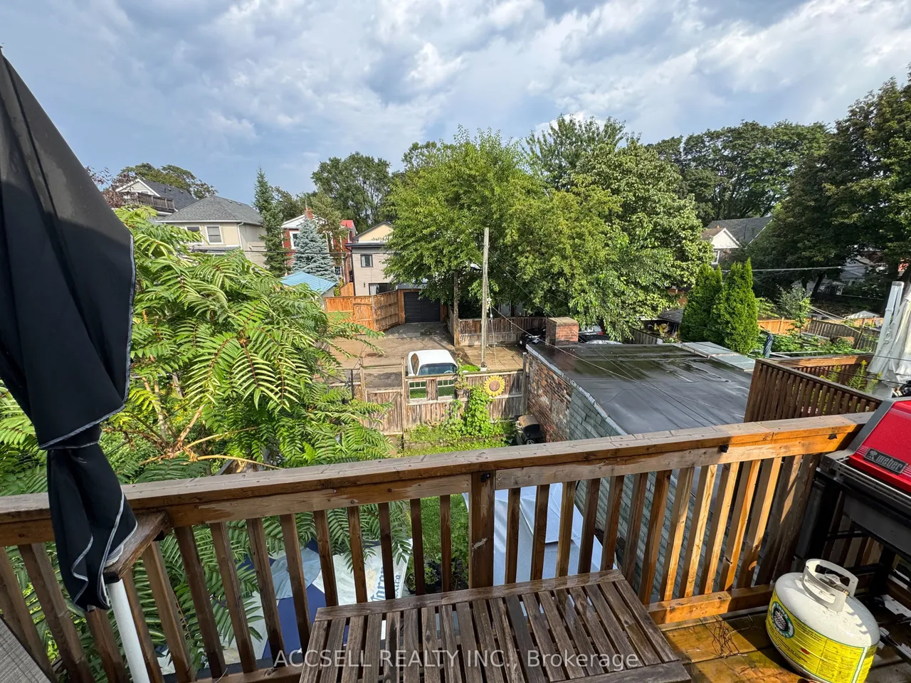 325 Greenwood Avenue — photo 18