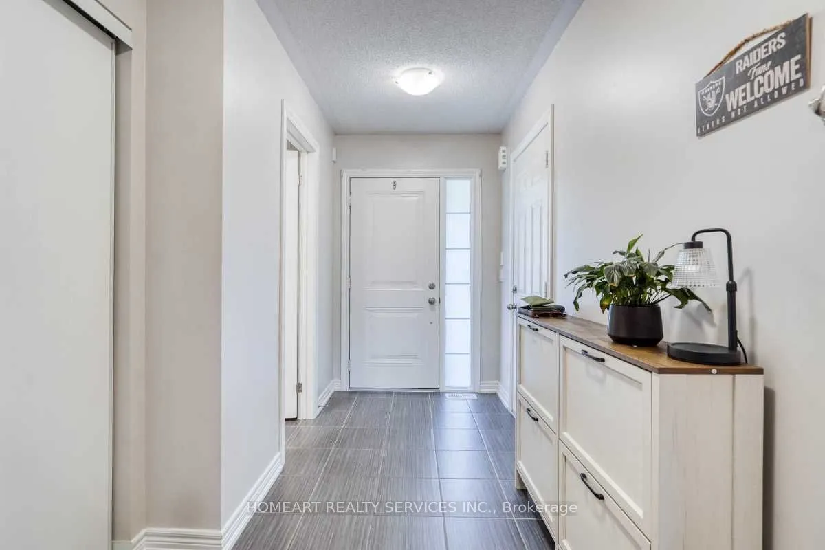 2337 Steeplechase Street — photo 3