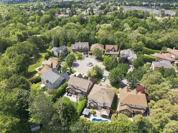 8 Rowland Court — photo 2