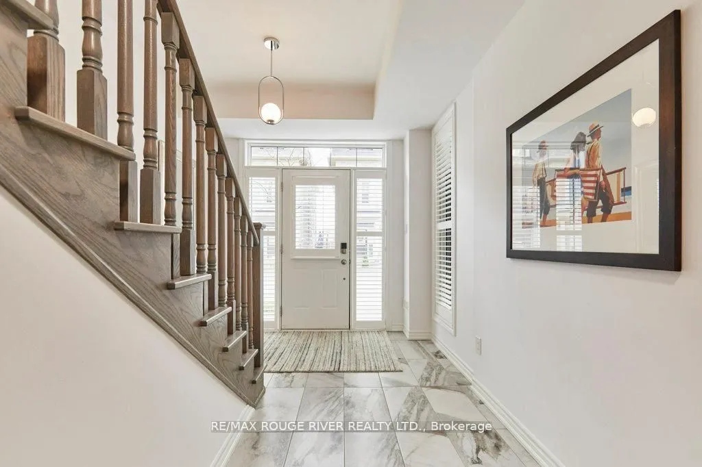 6 Seagrave Lane — photo 3