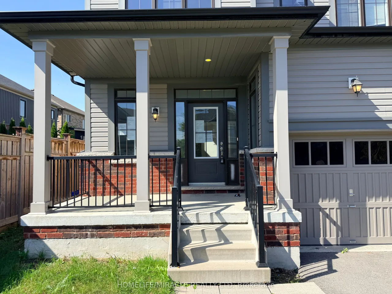 166 Crombie Street — photo 3
