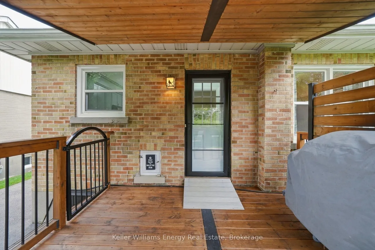 699 Grierson Street — photo 26