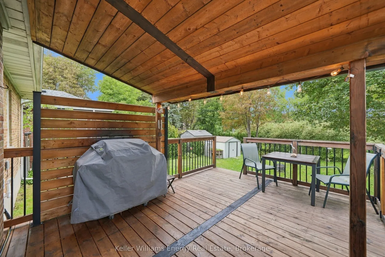 699 Grierson Street — photo 25
