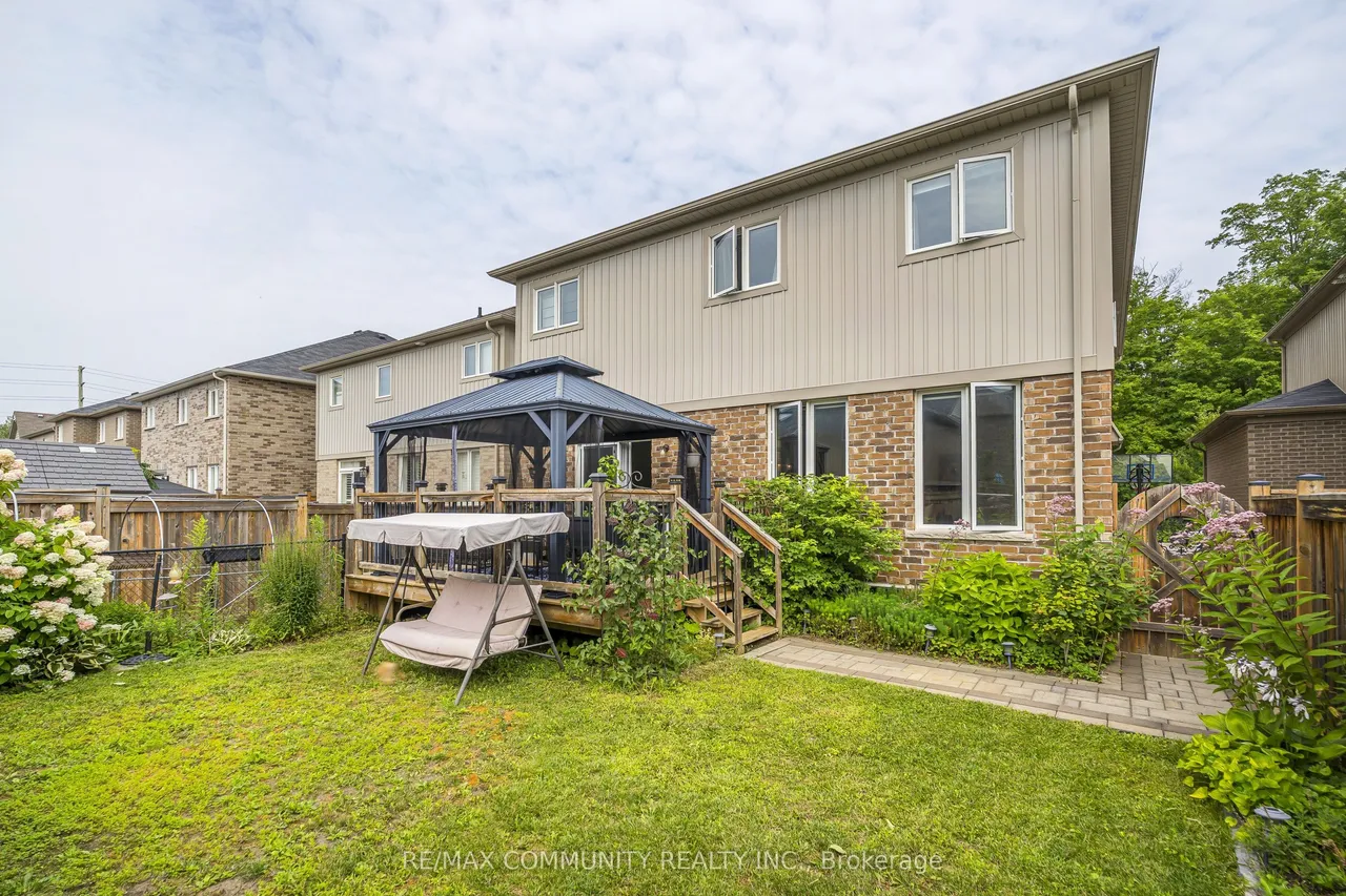23 Holyrod Drive — photo 48