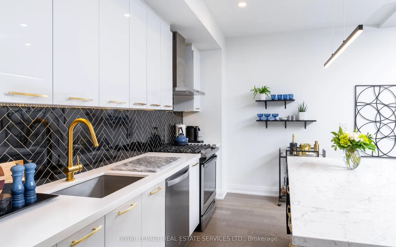 169 Jones Avenue — photo 3