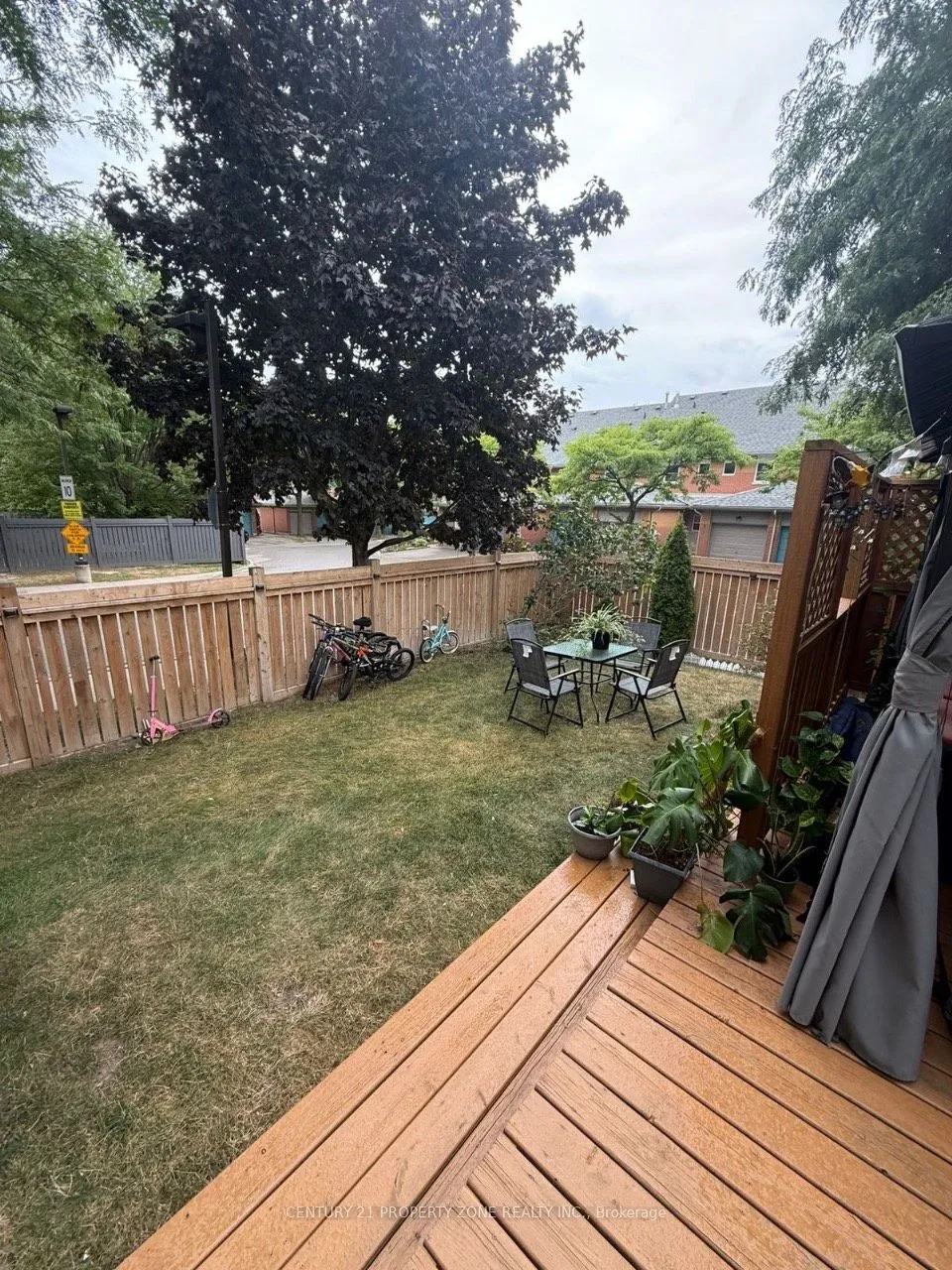 130 Waller Street — photo 17