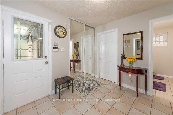 17 Chadwick Drive — photo 2
