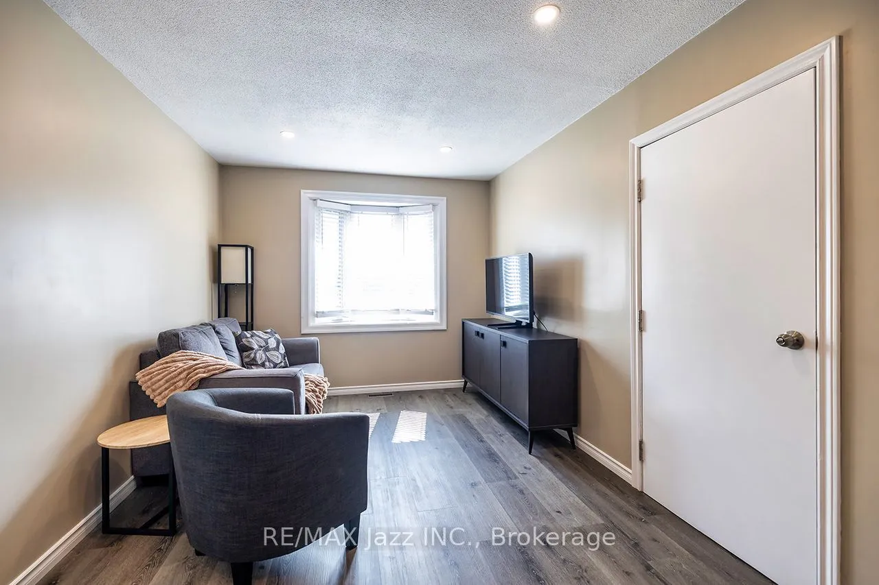 260 Lakeview Park Avenue — photo 3