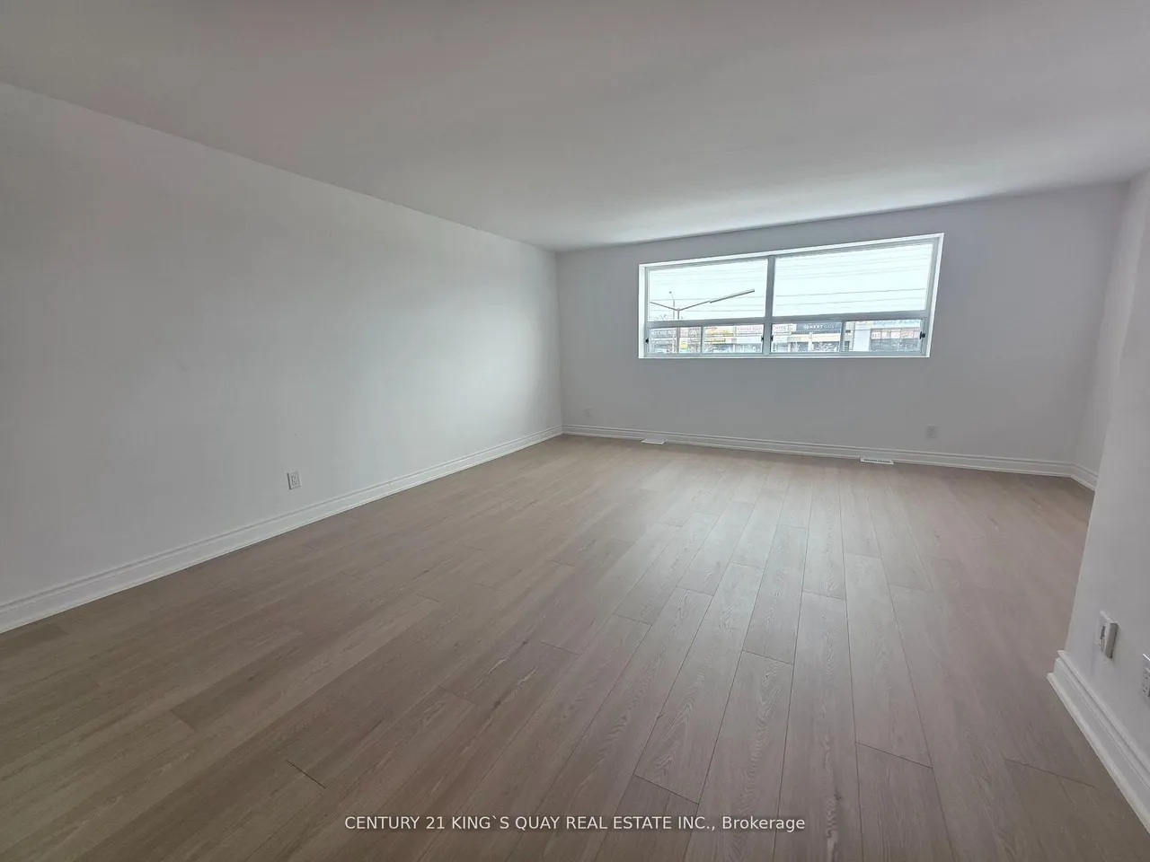 1346 Kennedy Road — photo 3
