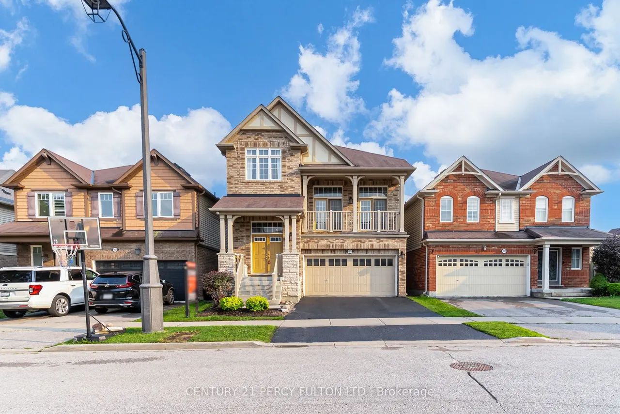 1825 Parkhurst Crescent — photo 2