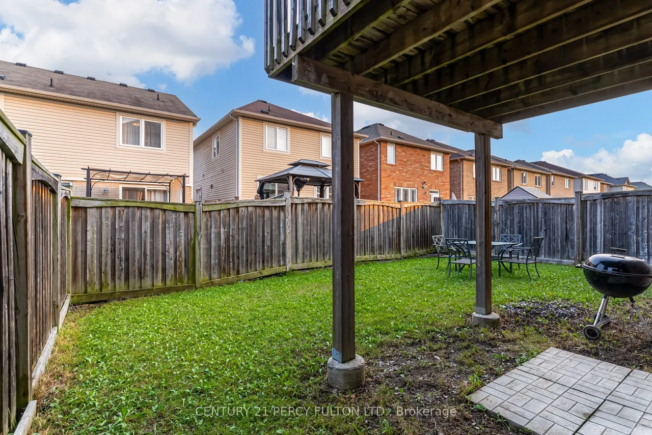 1825 Parkhurst Crescent — photo 47
