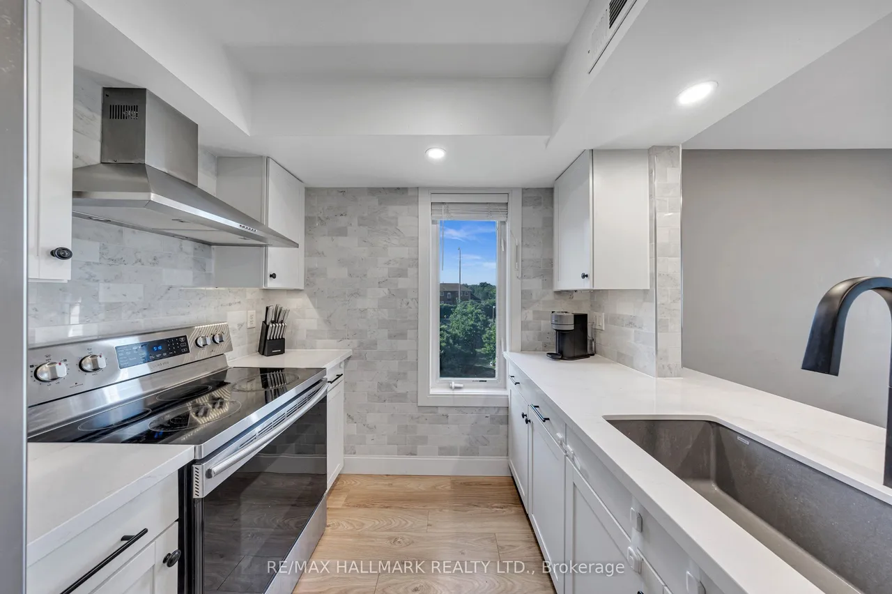 106 Petra Way, Unit 3 — photo 2