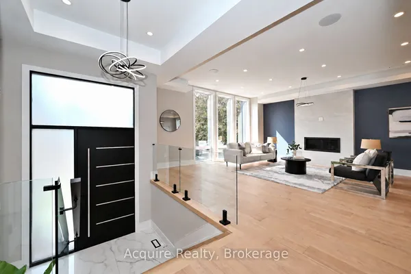 7 Doris Drive — photo 2